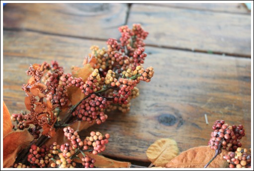 Easy Autumn floral arrangement tutorial from Jennifer Decorates.com
