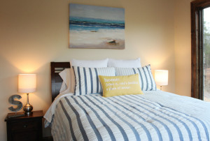 Bedroom decorating ideas from Jenniferdecorates.com